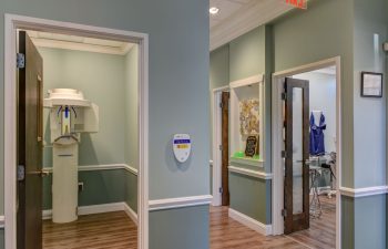 Cone Beam CT scanner and a treatment room at Green Meadow Dental
